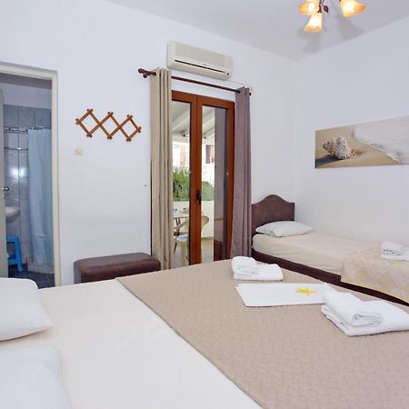 Aspous Studios And Rooms Skyros Exterior foto