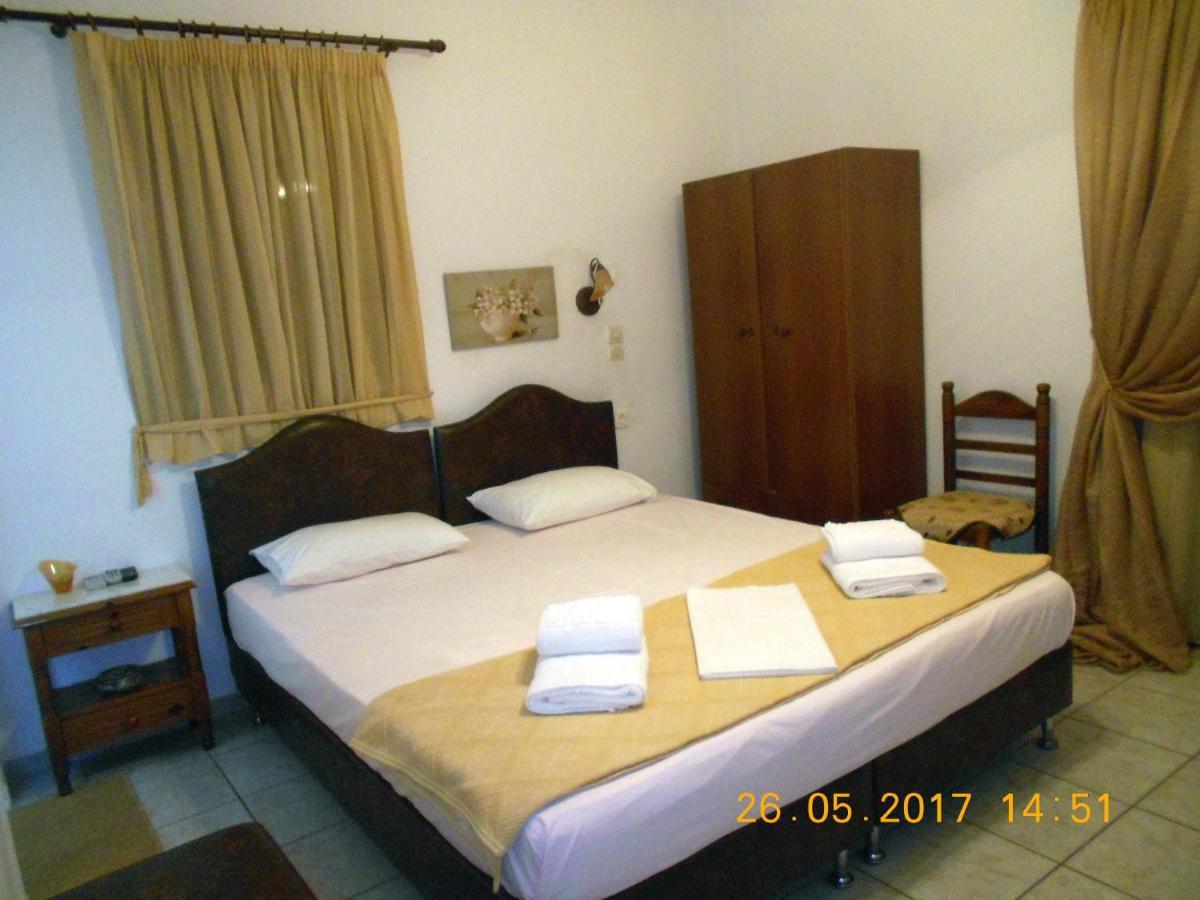 Aspous Studios And Rooms Skyros Exterior foto